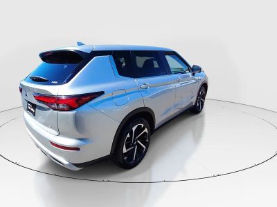 2024 Mitsubishi Outlander - Photo 7