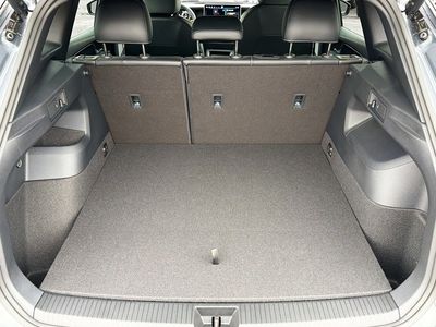 2026 Volkswagen Tiguan — photo 11 view
