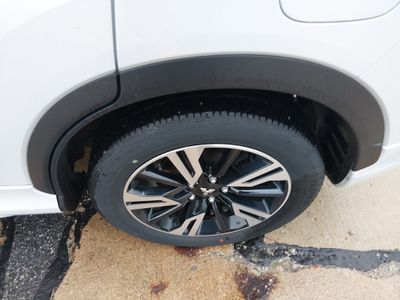 2024 Mitsubishi Eclipse Cross - Photo 10