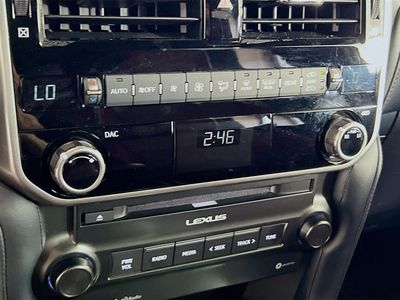 2023 Lexus GX - Photo 15