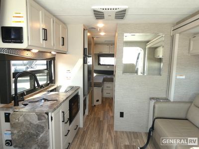2023 Thor Motor Coach Axis - Photo 5