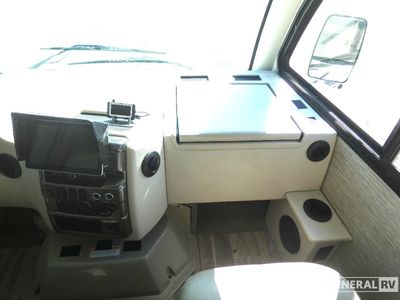 2023 Thor Motor Coach Axis - Photo 11