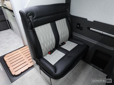 2026 Grand Design Lineage Series VT - Photo 13