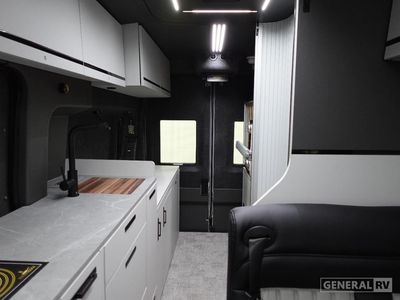 2026 Grand Design Lineage Series VT - Photo 5