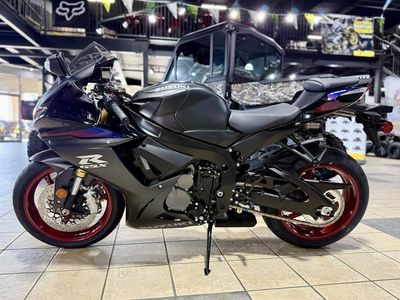 2026 Suzuki GSX-R750 - Photo 3