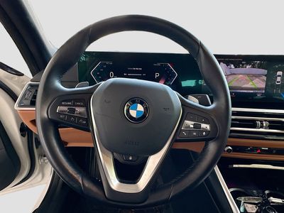 2023 BMW 3 Series — photo 11 view