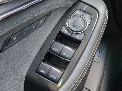 2023 Cadillac CT5 — photo 25 view