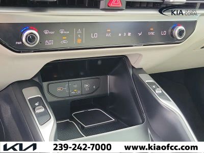 2025 Kia Sorento — photo 27 view