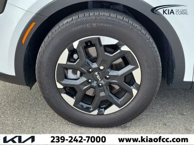 2025 Kia Sorento — photo 8 view