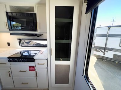 2026 Grand Design TRANSCEND - Photo 10