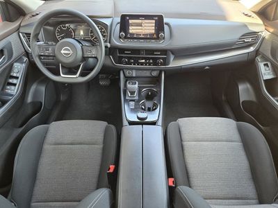 2023 Nissan Rogue — photo 18 view