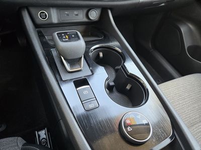 2023 Nissan Rogue — photo 14 view