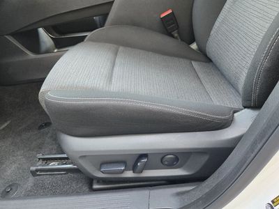 2023 Nissan Rogue — photo 16 view