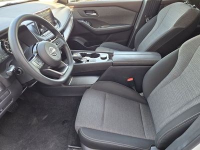 2023 Nissan Rogue — photo 8 view