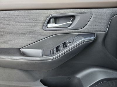 2023 Nissan Rogue — photo 15 view