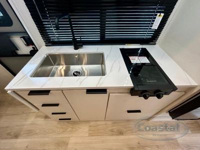 2026 Winnebago Micro Minnie - Photo 8