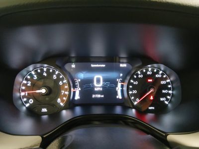 2025 Jeep Compass — photo 14 view