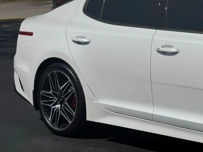 2023 Kia Stinger - Photo 9