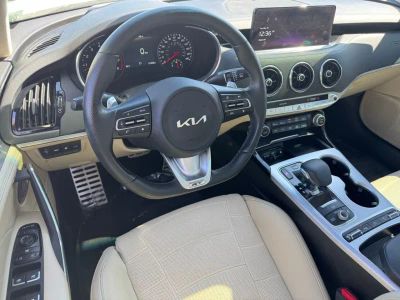 2023 Kia Stinger - Photo 24