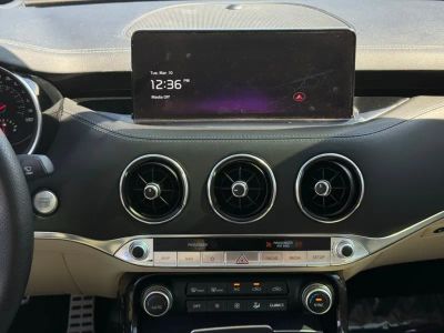 2023 Kia Stinger - Photo 19