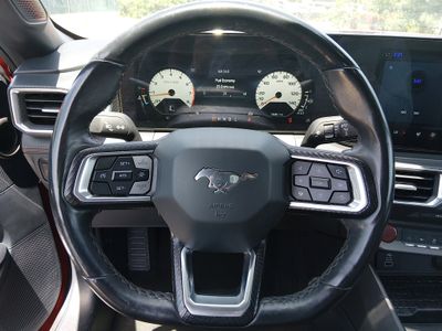 2024 Ford Mustang - Photo 12