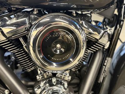 2026 Harley-Davidson FLHC - Heritage Classic - Photo 22