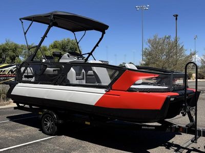 2025 Sea-Doo Switch Sport 21 - 230 hp Painted - Photo 2