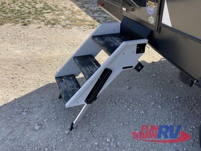2025 Keystone RV Outback - Photo 11