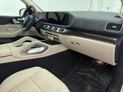 2026 Mercedes-Benz GLE — photo 65 view