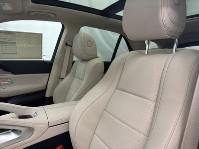 2026 Mercedes-Benz GLE — photo 13 view