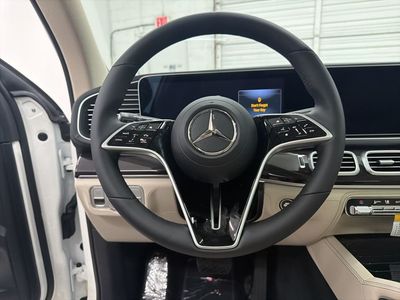 2026 Mercedes-Benz GLE — photo 15 view