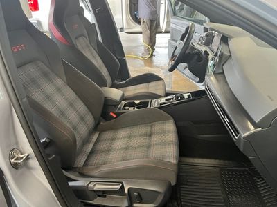 2024 Volkswagen Golf GTI — photo 13 view