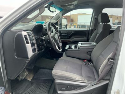 2017 GMC Sierra 2500HD — photo 9 view