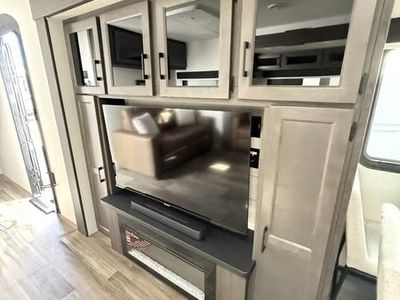 2026 Venture RV SPORTTREK - Photo 5
