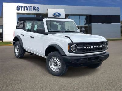 2026 Ford Bronco Base in Oxford White — front three-quarter view