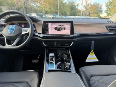 2026 Volkswagen Atlas — photo 9 view