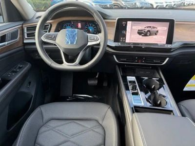 2026 Volkswagen Atlas — photo 10 view