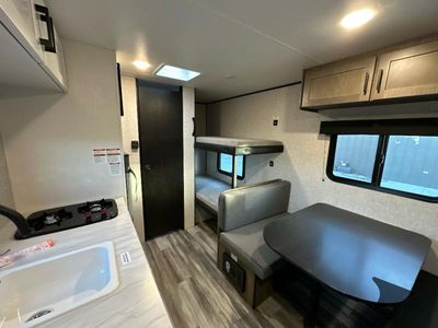 2026 Jayco Jay Flight SLX - Photo 11