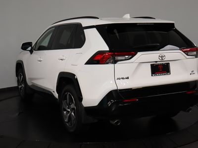 2025 Toyota RAV4 Plug-in Hybrid - Photo 3