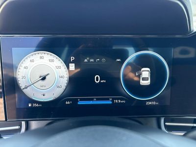 2025 Hyundai Elantra - Photo 16