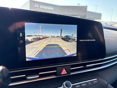 2025 Hyundai Elantra - Photo 17