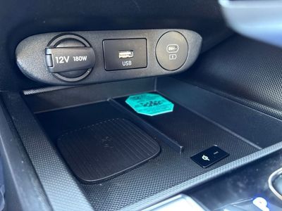 2025 Hyundai Elantra - Photo 19