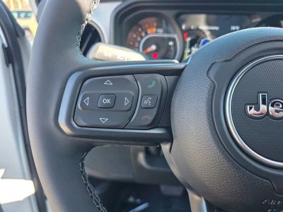 2026 Jeep Wrangler — photo 18 view