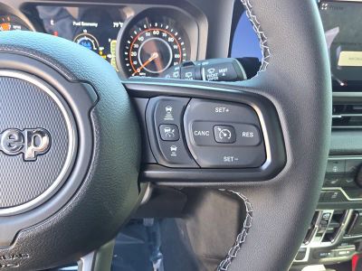 2026 Jeep Wrangler — photo 19 view
