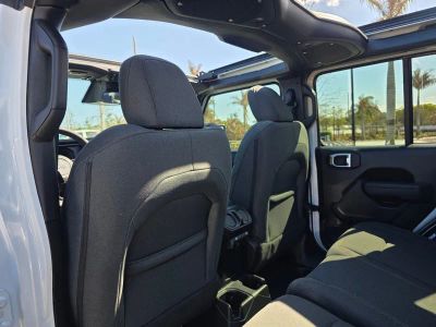 2026 Jeep Wrangler — photo 9 view