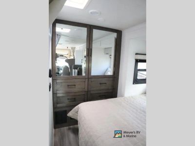 2026 Jayco Redhawk - Photo 32