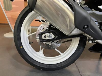 2026 CFMOTO 450SS - Photo 13