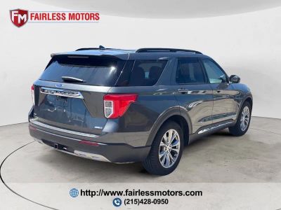 2020 Ford Explorer — detail view