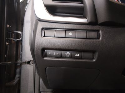 2025 Nissan Rogue - Photo 13