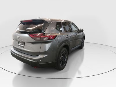 2025 Nissan Rogue - Photo 7